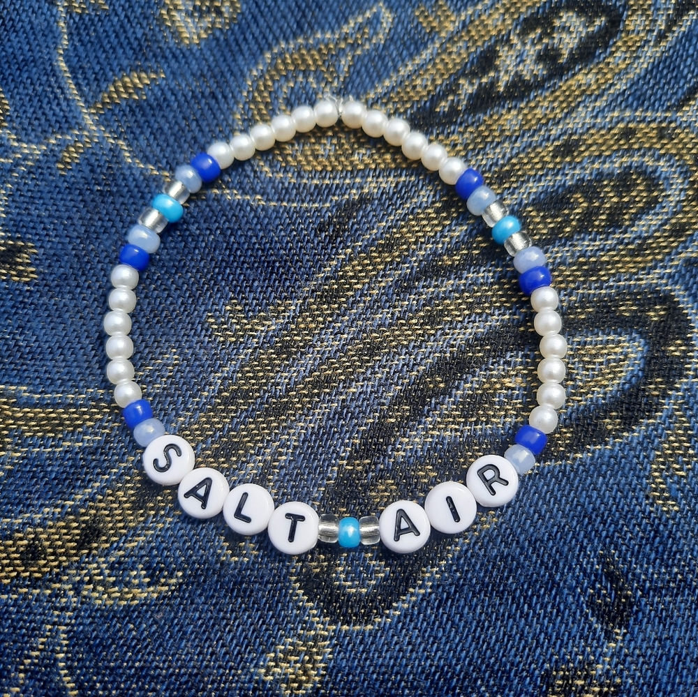 Friendship Bracelets - Picture 2 of 3
